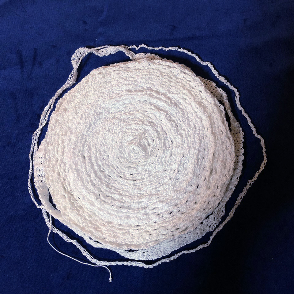 tapeworm_lace_roll_image